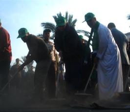 بالصور.. وزراء وقادة من حماس يشاركون في حملة تنظيف شوارع غزة