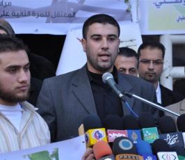بالصور:صحفيو غزة يتضامنون مع زميلهم الصحفي أبو عرفة المعتقل بسجون السلطة