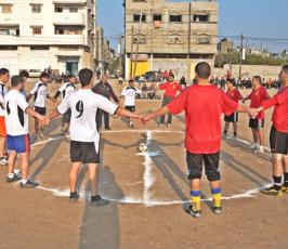 بالصور :: حركة الجهاد تقيم دوري لكرة القدم بإقليم غزة بعنوان ذكرى الحرب على غزة