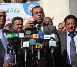 بالصور : القافلة الليبية  تصل إلى غزة