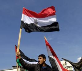 بالصور:مسيرة دعماً للشعب المصرى بغزة
