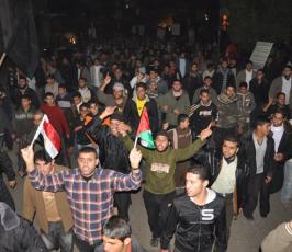 بالصور: حركة الجهاد تنظم مسيرة حاشدة إحتفالاً بنجاح الثورة بمصر