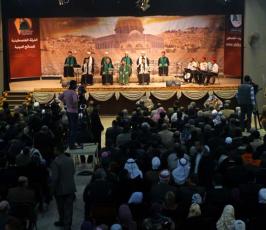 بالصور:إحتفال بذكري المولد النبوى أقامه المركز الوطنى للدراسات والبحوث بمركز رشاد الشوا بغزة 