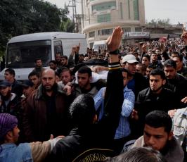 بالصور:حركة الجهاد تشيع جثمان الشهيد عادل جندية بالشجاعية