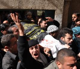 بالصور:سرايا القدس تشيع جثمان الشهيد عبدالمجيد شاهين من دير البلح
