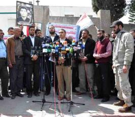 بالصور: أهالى المعتقلين الفلسطينيين يناشدون حكومة شرف بالإفراج عن أبنائهم من السجون المصرية