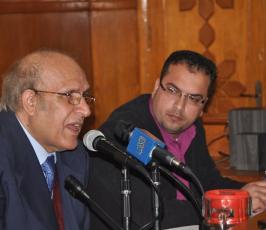 شاهد بالصور: ندوة إعلامية بعنوان«  الإعلام ودوره بالتغيير »بالجامعة الإسلامية بغزة