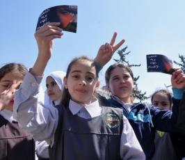 بالصور: مسيرة لأطفال غزة بساحة الجندى المجهول يدعون الى انهاء الانقسام