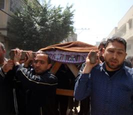 بالصور: تشييع جثمان الشهيد محمود المناصرة من مدينة غزة