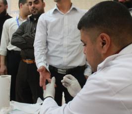 ديوان الموظفين العام بالتعاون مع مستشفى الشفاء ينظم حملة للتبرع بالدم
