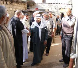 بالصور:: لجنة التواصل الجماهيري للجهاد تتمكن من رأب الصدع بين أفراد عائلة غزية
