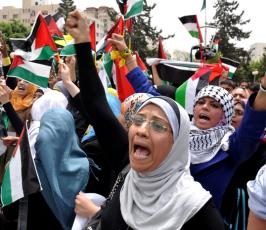 بالصور: مسيرات تجوب شوارع غزة فرحاً بالمصالحة الفلسطينية