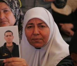 بالصور: وقفة تضامنية مع الأسرى نظمتها حركة الجهاد بالصليب الأحمر بغزة