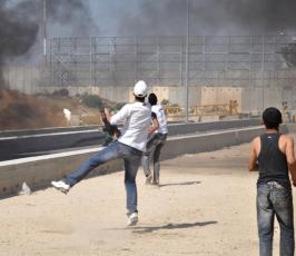 بالصور: عدسة فلسطين اليوم شهدت الإشتباكات على معبر بيت حانون