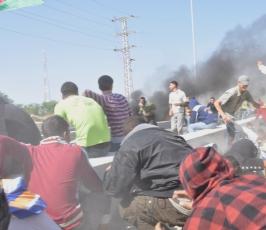 بالصور: عدسة فلسطين اليوم شهدت الإشتباكات على معبر بيت حانون