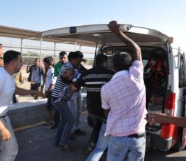 بالصور: جانب من الإشتباكات على معبر بيت حانون