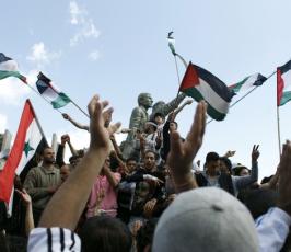 بالصور: الإشتباكات بين الإحتلال والفلسطينيين بقرية مجدل شمس 