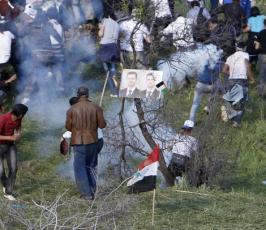 بالصور: الإشتباكات بين الإحتلال والفلسطينيين بقرية مجدل شمس 