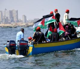بالصور: إستعدادات الغزيين لإستقبال إسطول الحرية 2 فى ذكرى مرمرة 1