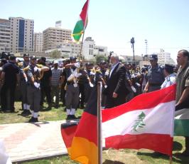 بالصور:: هنية يفتتح منصب تذكاري لشهداء أسطول الحرية في ميناء غزة