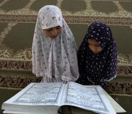 بالصور : بدء المخيمات الصيفية للطلاب والطالبات وإقبال كبير على حفظ القرآن