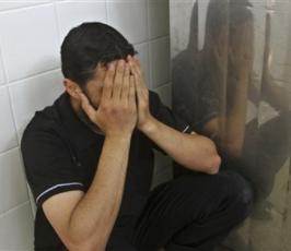 بالصور.. شهيدان في غارة إسرائيلية وسط قطاع غزة