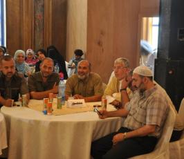 بالصور: حفل للهيئة الخيرية لإغاثة الشعب الفلسطينى لتوزع كفالات لأيتام غزة