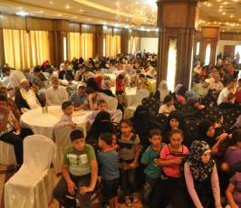بالصور: حفل للهيئة الخيرية لإغاثة الشعب الفلسطينى لتوزع كفالات لأيتام غزة