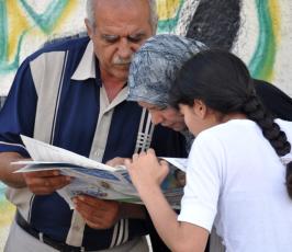 عدسة «  فلسطين اليوم » تواكب لحظة إعلان نتائج الثانوية العامة