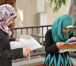 عدسة «  فلسطين اليوم » تواكب لحظة إعلان نتائج الثانوية العامة