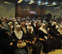 بالصور: حفل تكريم أوائل طلبة الثانوية العامة بغزة