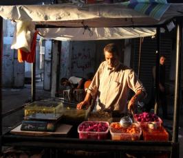 بالصور: مقتطفات من اسواق غزة خلال شهر رمضان المبارك