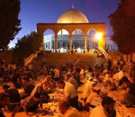 بالصور: مقتطفات من أجواء رمضان بمدينة القدس