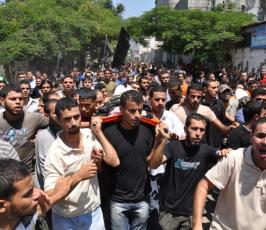 بالصور: سرايا القدس تشيع الشهيدين ابو عابدة وإسليم فى البريج