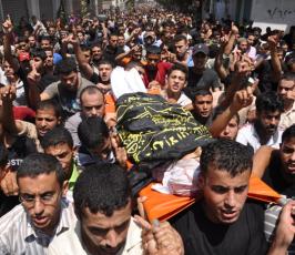 بالصور: سرايا القدس تشيع الشهيدين ابو عابدة وإسليم فى البريج