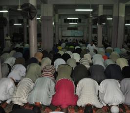 بالصور...الجهاد الاسلامي يحيي ليلة القدر برفح