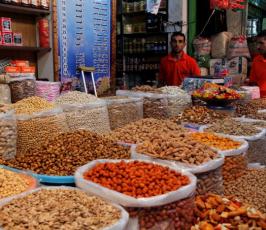 بالصور: أجواء عيد الفطر السعيد بمدينة غزة