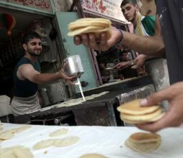 مقتطفات من شهر رمضان المبارك