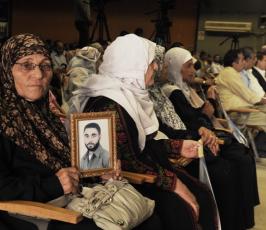 بالصور: إوبريت فنى يحاكى معاناة الأسرى بالسجون الإسرائلية نظمته مهجة القدس  التابعة للجهاد بمركز رشاد الشوا