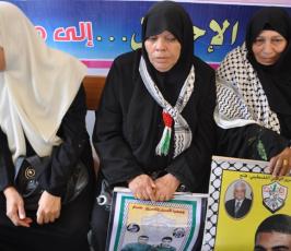 بالصور: إحتفالات ومسيرات فرحاً بإتمام صفقة الإفراج عن الأسرى بمدينة غزة