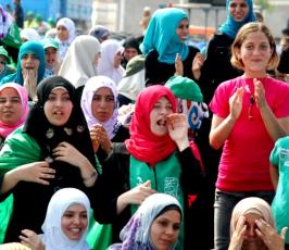 بالصور: مهرجان وفاء الأحرار والإحتفال بالأسرى بساحة الكتيبة بغزة