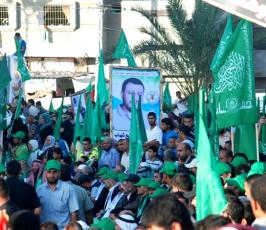 بالصور: مهرجان وفاء الأحرار والإحتفال بالأسرى بساحة الكتيبة بغزة