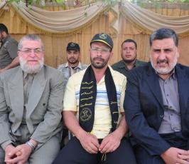 بالصور: الأسيران المحرران خالد الجعيدي والخواجا يفتتحان مباراة على شرف ذكرى الشقاقي