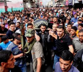 بالصور: سرايا القدس تشيع جثامين شهدائها بمدينة غزة