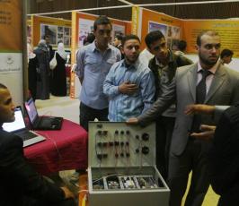 بالصور : إفتتاح معرض مبادرات خريجى جامعات قطاع غزة 