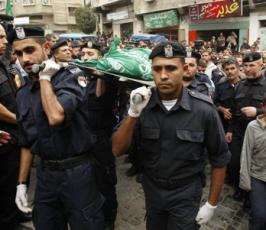 بالصور: تشييع الشهيد محمد الكيلانى الذى إرتقى إثر القصف الصهيونى الغادر على موقع البحرية شمال القطاع