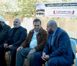 بالصور: الأسرى المحررون يستقبلون التهانى والتبريكات بعد عودتهم من الحج