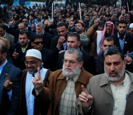 بالصور: الجهاد الاسلامى تنظم مسيرة حاشدة دعماً للقدس