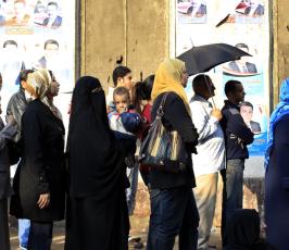 بالصور.. المصريون في اليوم الاول لانتخابات مجلس الشعب