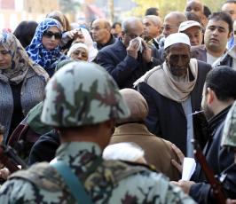 بالصور.. المصريون في اليوم الاول لانتخابات مجلس الشعب